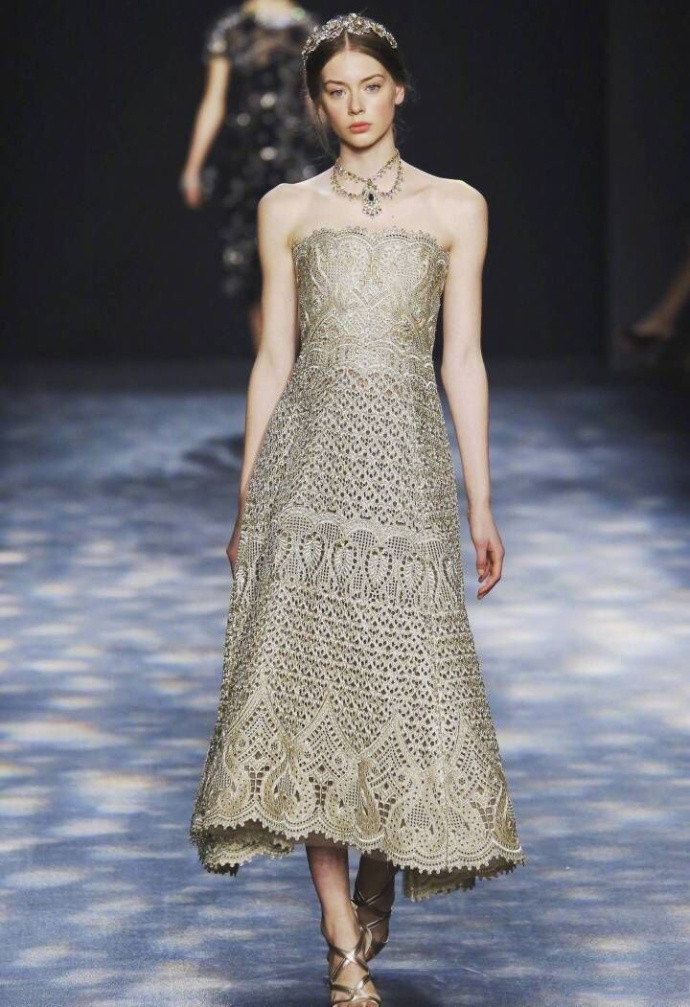 欧美美女模特演绎Marchesa Fall 2016 Ready-to-wear精致繁