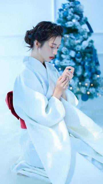 日系清纯甜美美女冬天户外写真