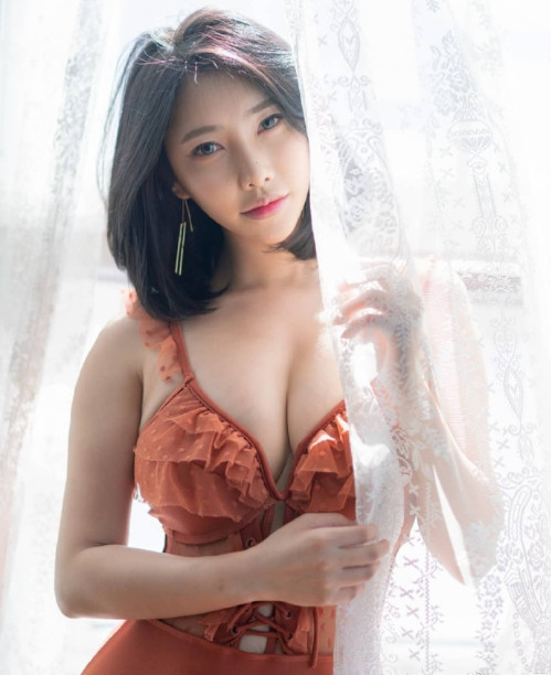 辣妹韩国美女模特Cherry chayomi性感图片