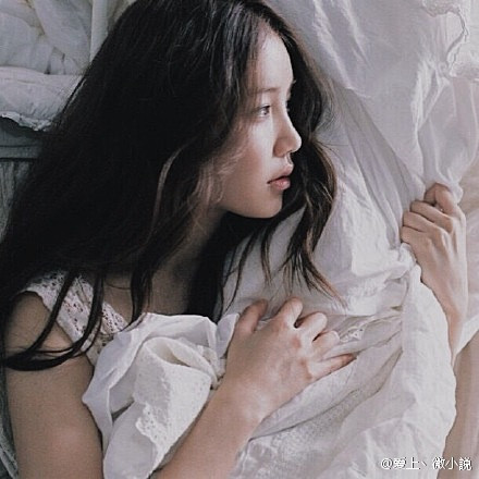 唯美意境文艺美女自拍照