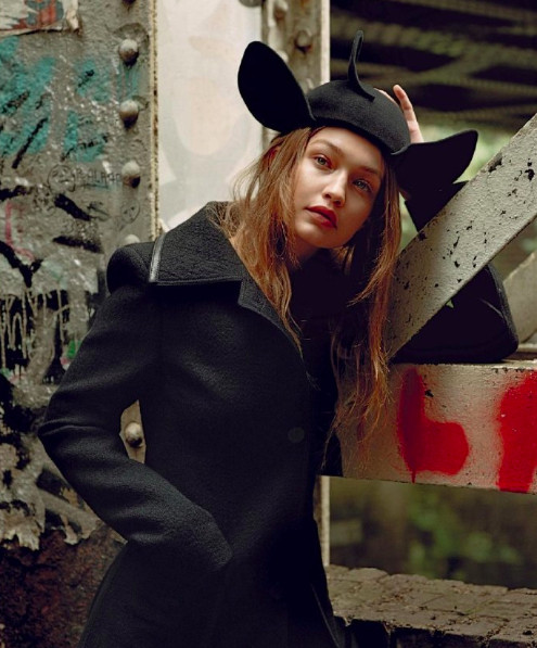 美国美女图片 网红模特Gigi Hadid意大利《VOGUE》封