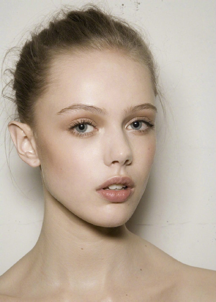 瑞典美女模特维密天使Frida Gustavsson小仙女图片