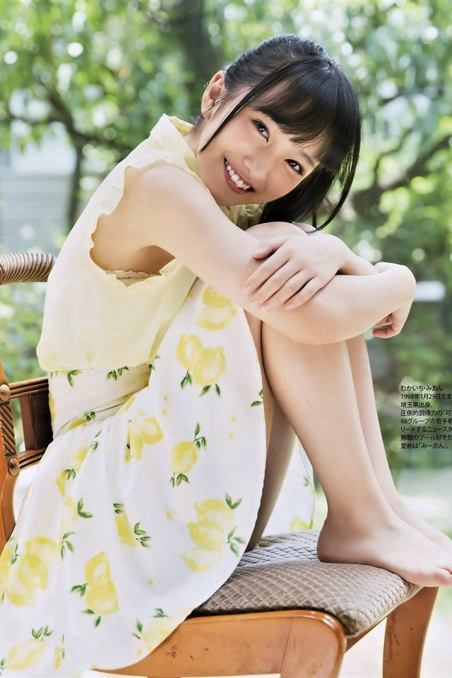 AKB48美少女向井地美音清新写真手机壁纸