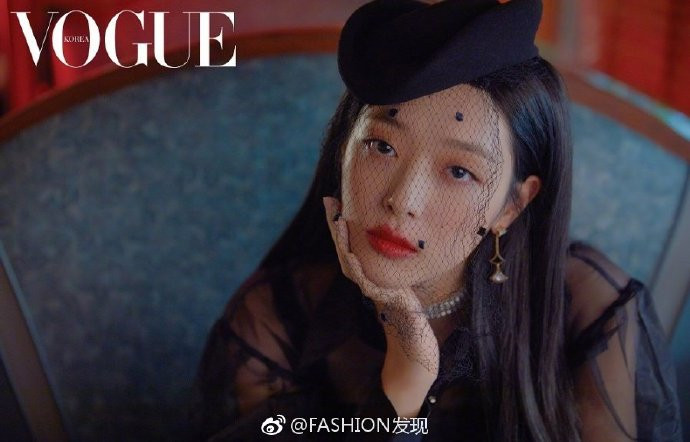 韩国美女明星崔雪梨《Vogue》11月封面性感小妖精