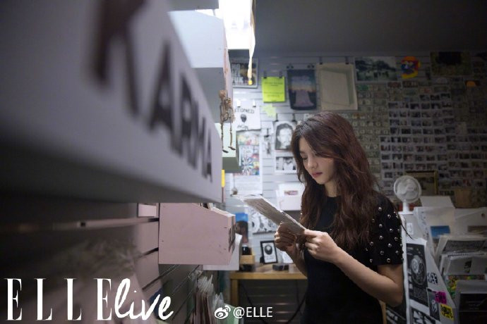 香港金像奖最佳女主春夏elle杂志封面图片