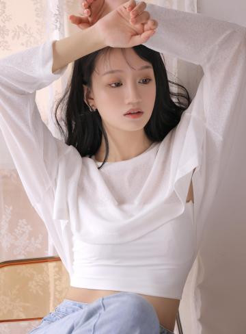 90后中长发美女图,小清新长发女孩写真