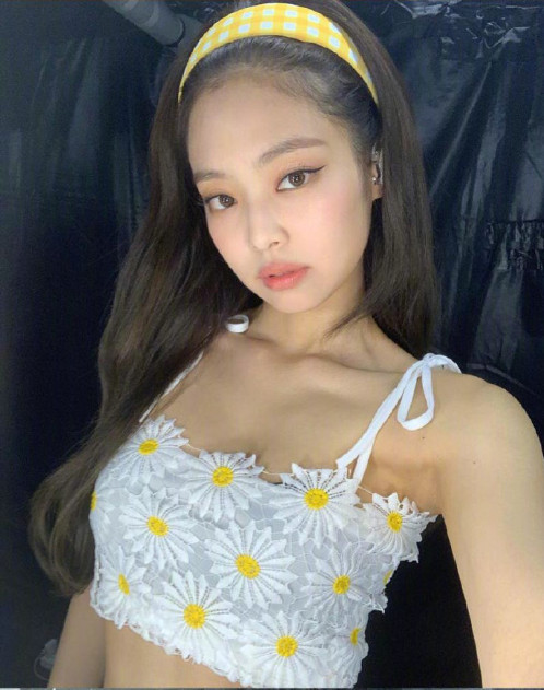 韩国美女图片 人间香奈儿Jennie金智妮图片