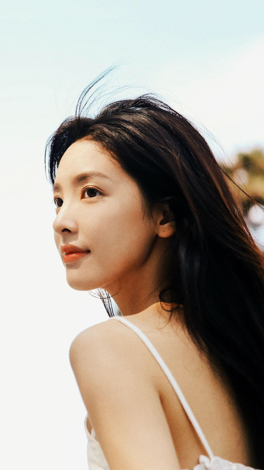 章若楠气质甜美写真图片手机壁纸