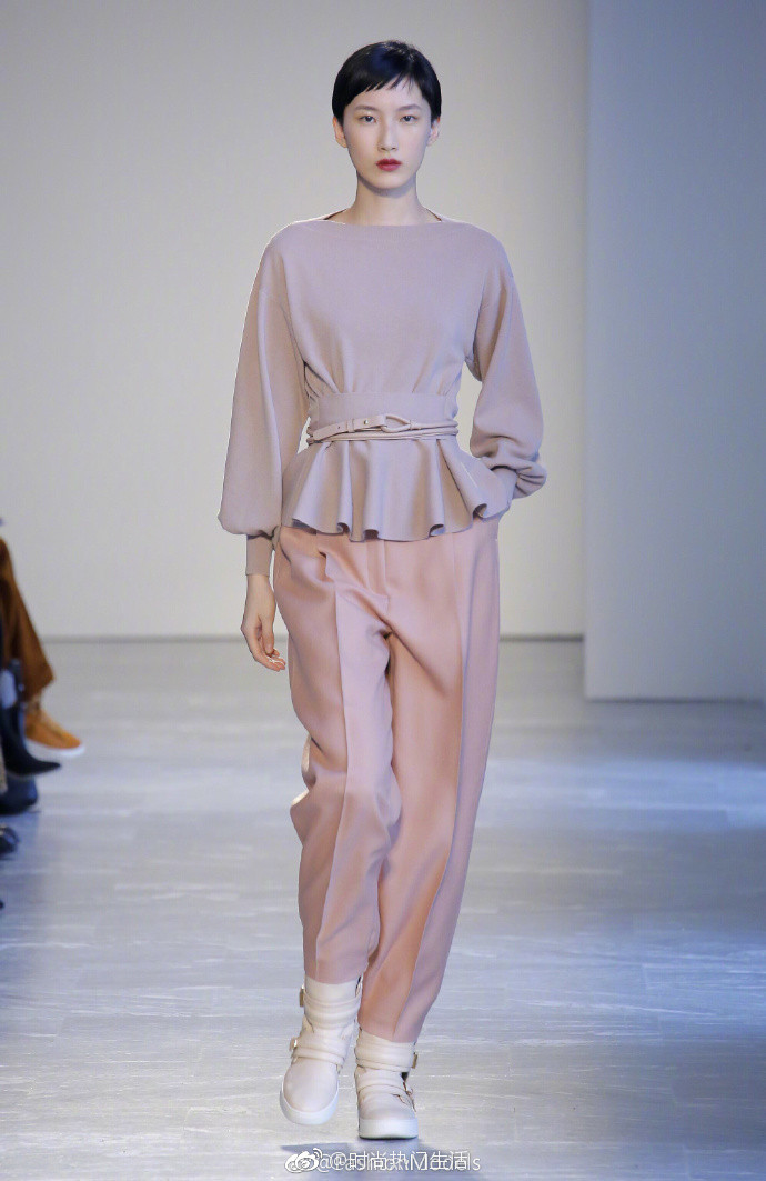 欧美时尚品牌Agnona F/W 2018优雅淡粉系质感图片