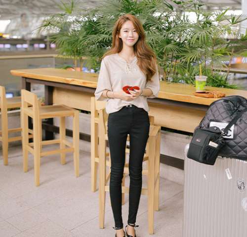 清纯校花甜美可人的清新日常搭配look