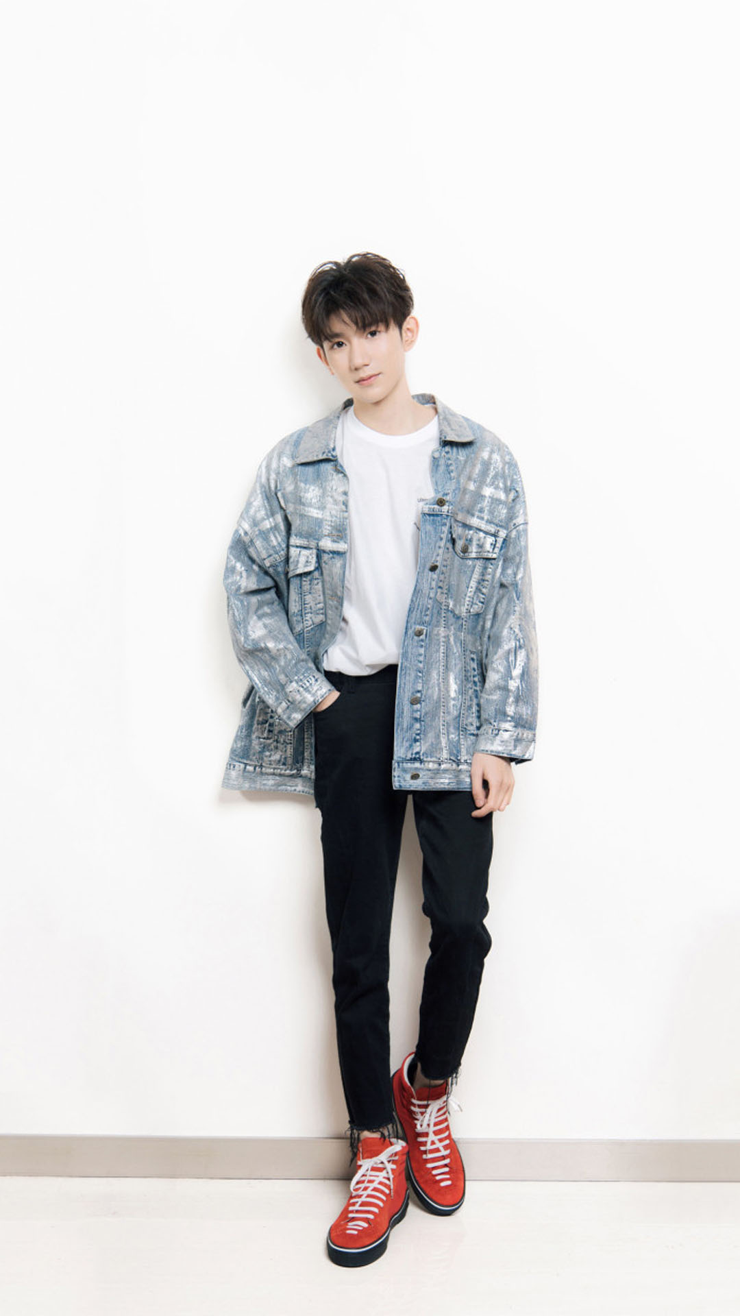 TFBOYS王源帅气写真图片手机壁纸