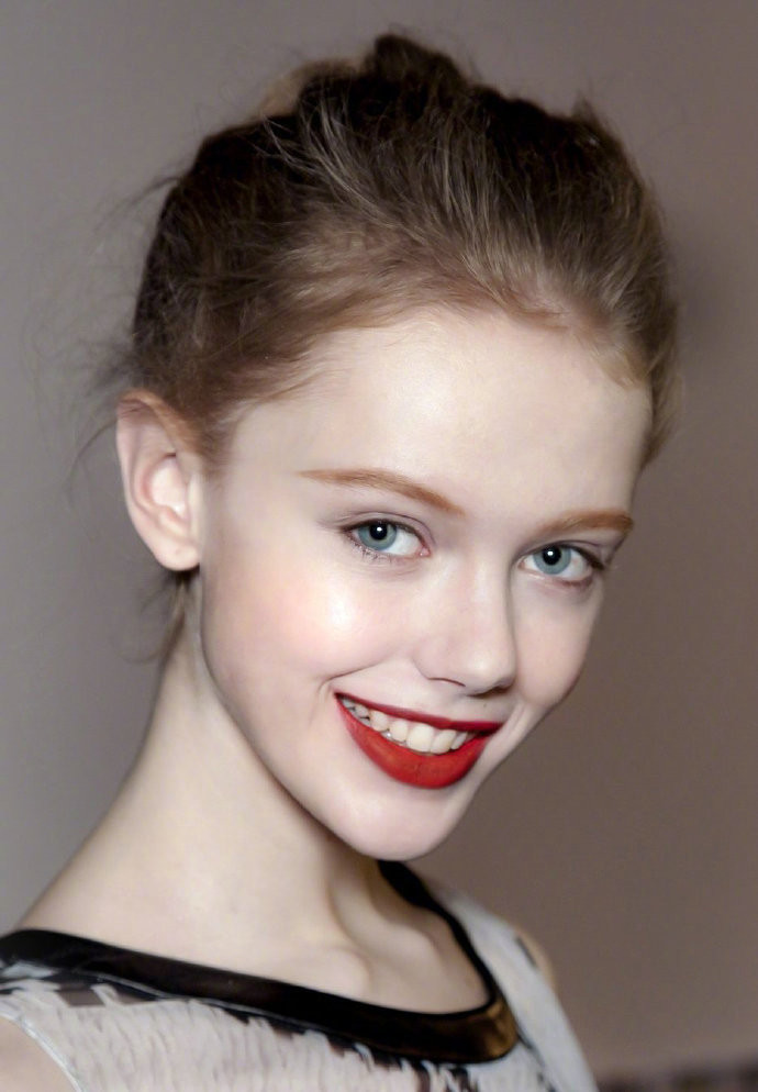 瑞典美女模特维密天使Frida Gustavsson小仙女图片