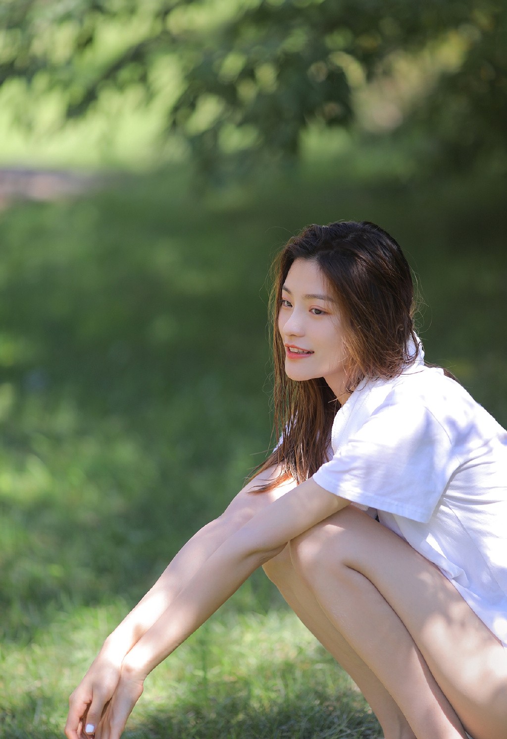 柳叶弯眉樱桃口美女图片,柳叶弯眉美女写真壁纸