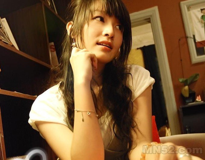 那些年纯真女孩娇羞可人