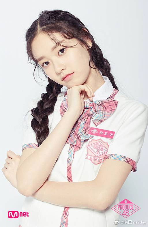 韩国美女金鍍我图片