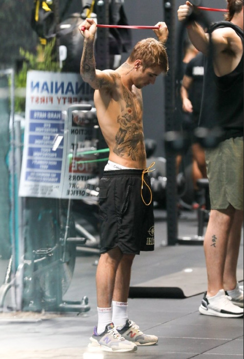 欧美男明星Justin Bieber贾斯汀·比伯健身图片
