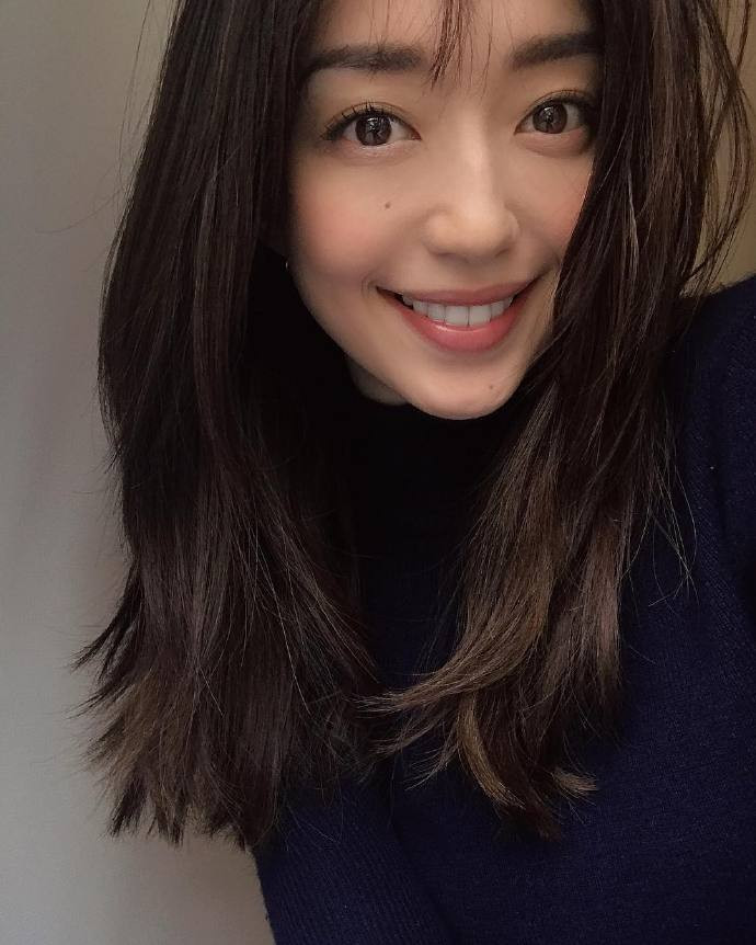 泪痣女生日本美女松岛花图片