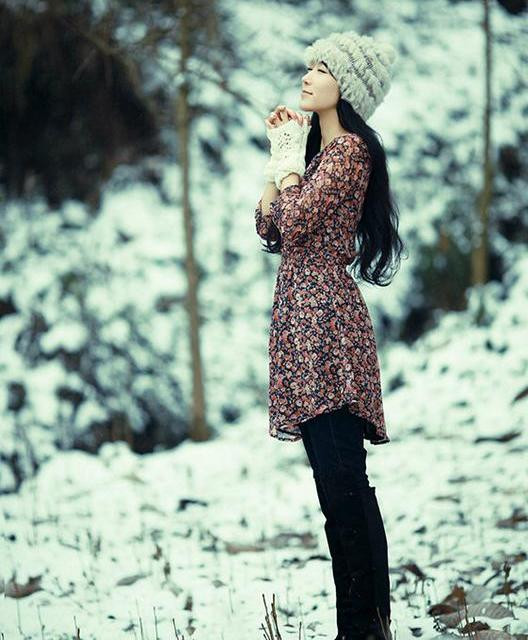 最美校花在学院女孩静听落雪的时光