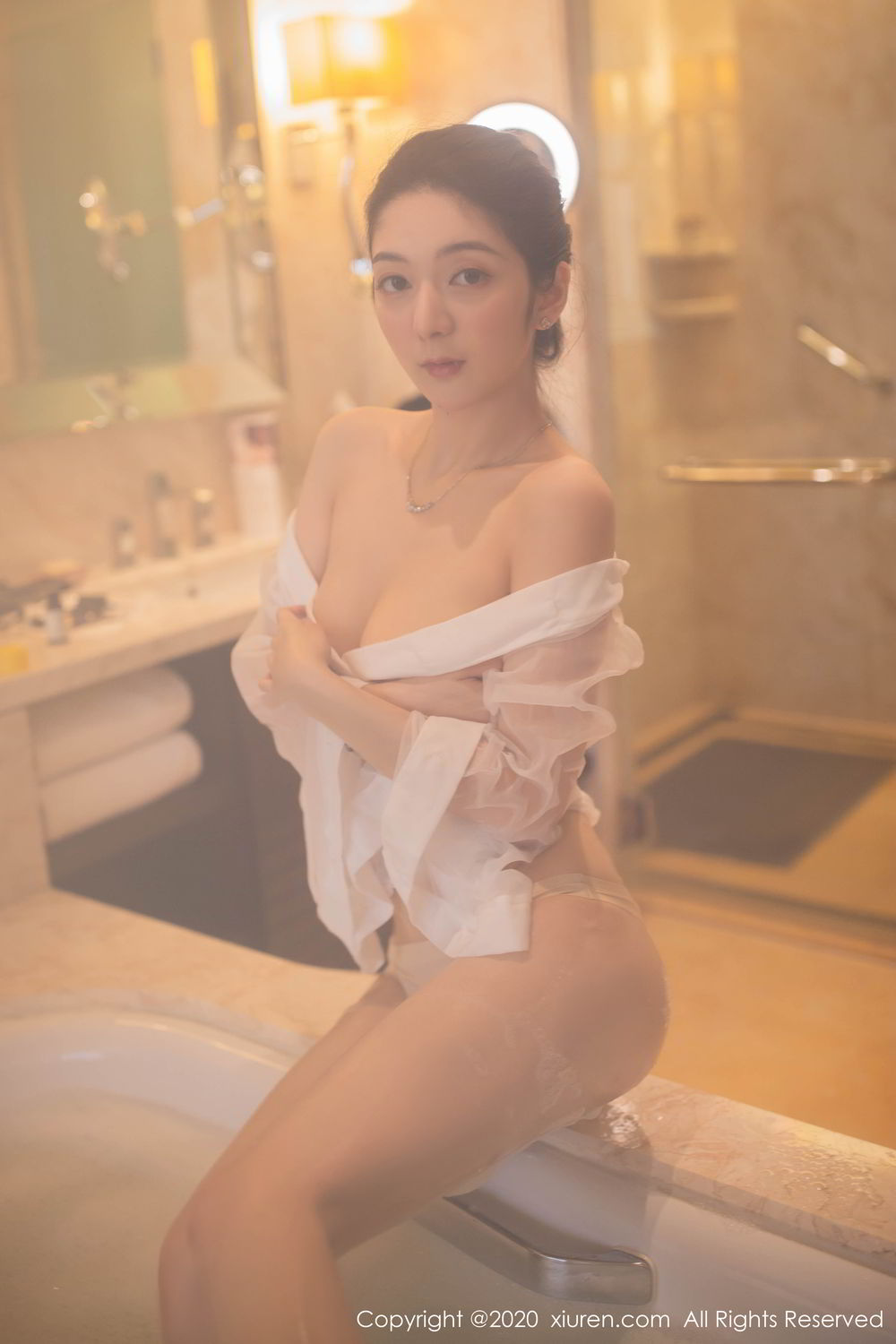 美女沐浴裸体私房照,极品美女肉体艺术欣赏,浴室写真,1