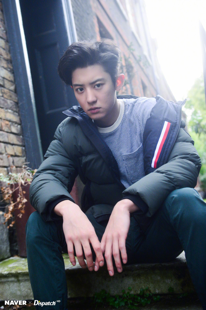 韩国男明星EXO成员朴灿烈与TOMMY HILFIGER的秋冬时尚