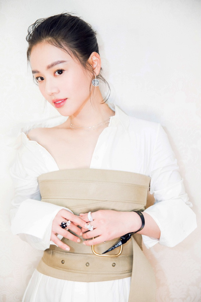 美丽人儿马思纯微笑温暖人心​​​​