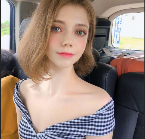 德国美女模特小昆凌Chloe图片 欧美美女图片