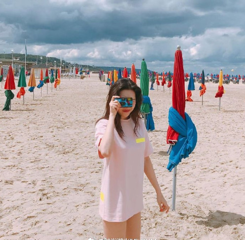 韩国美女明星宣美沙滩美照图片 韩国美女图片