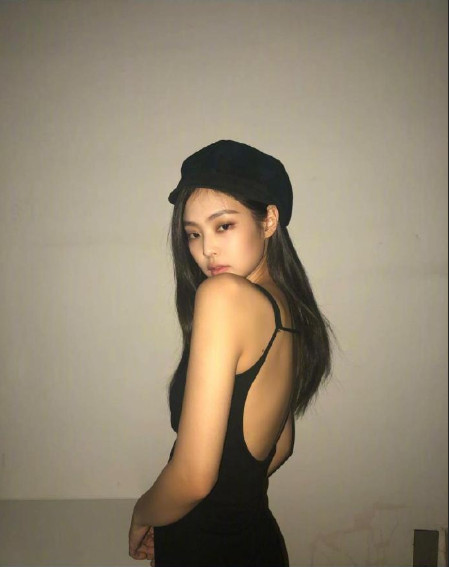 韩国美女图片 女团BLACKPINK金智妮JENNIE性感图片