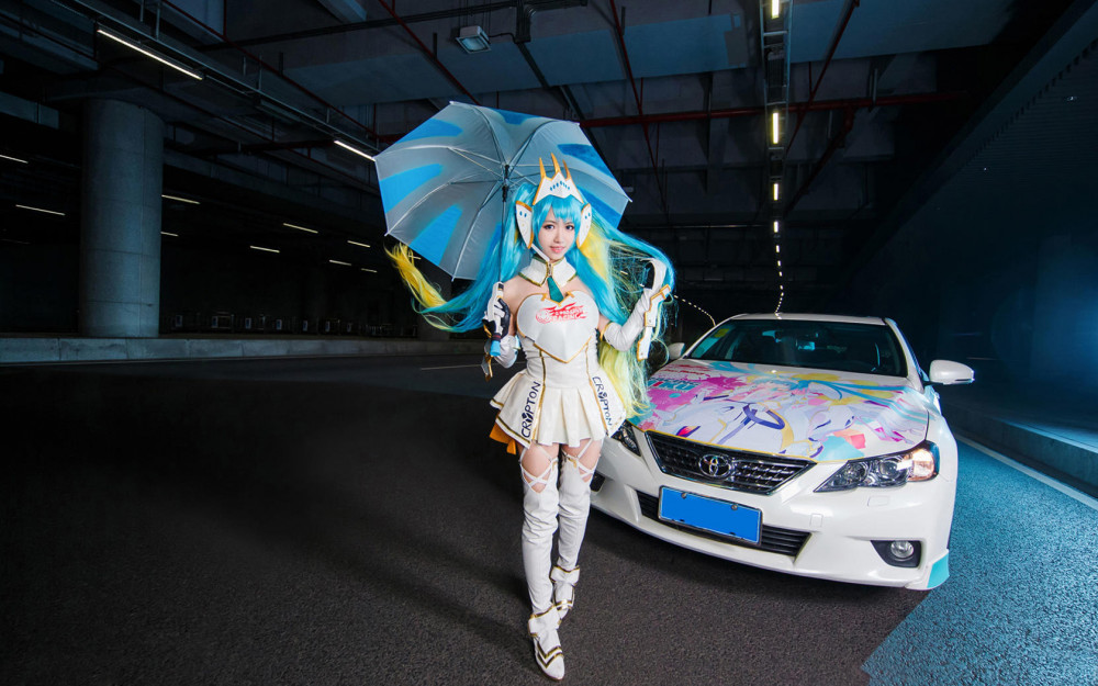 初音未来cos神还原壁纸,初音未来cosplay辣眼睛壁纸