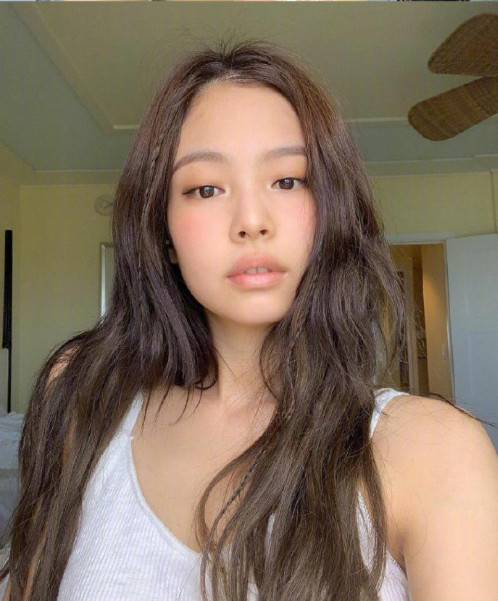 韩国美女图片 人间香奈儿Jennie金智妮图片