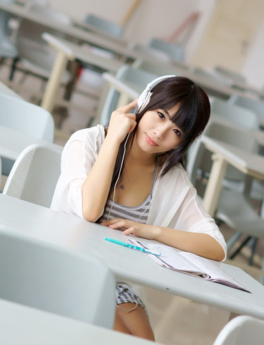 甜美可人 课室迷人气质女生