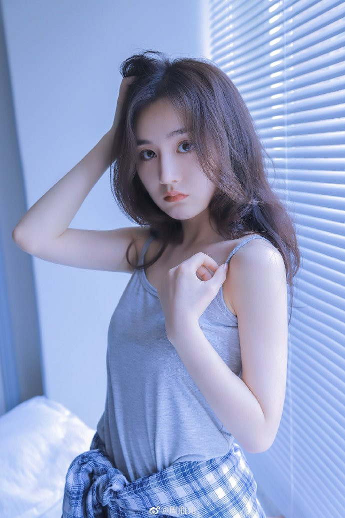 90后mm清纯美女图片