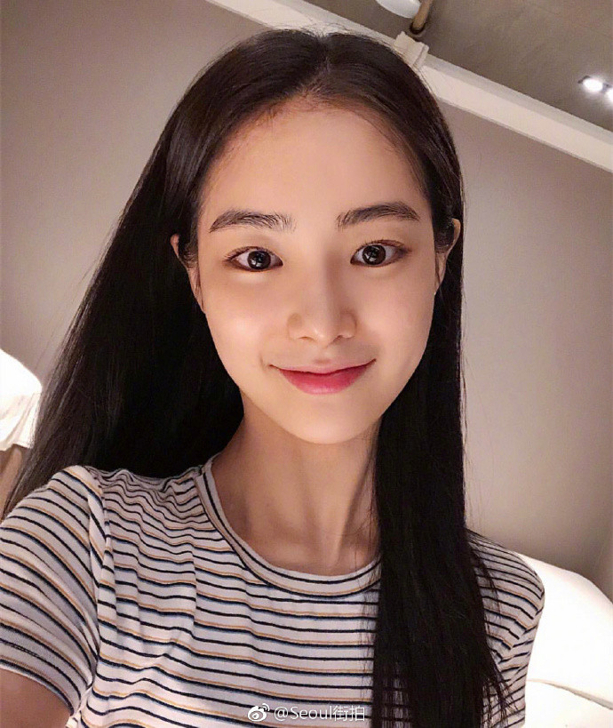 清纯美女hongsuzu图片