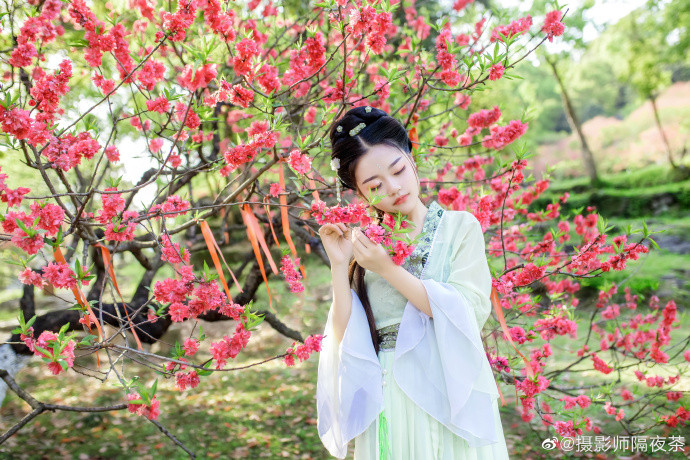 好看的古装美女图片壁纸