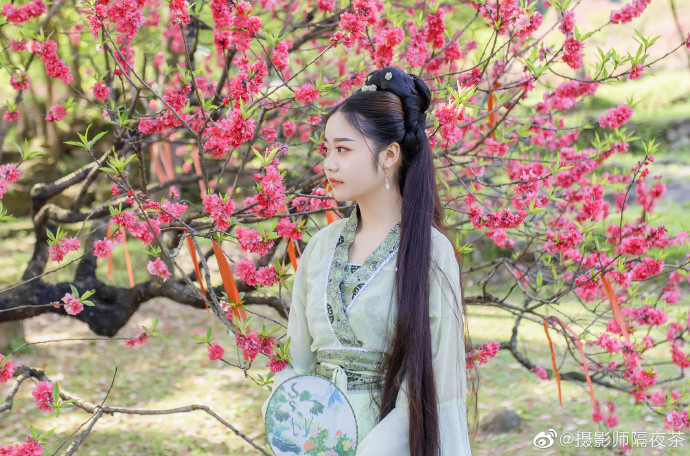 好看的古装美女图片壁纸