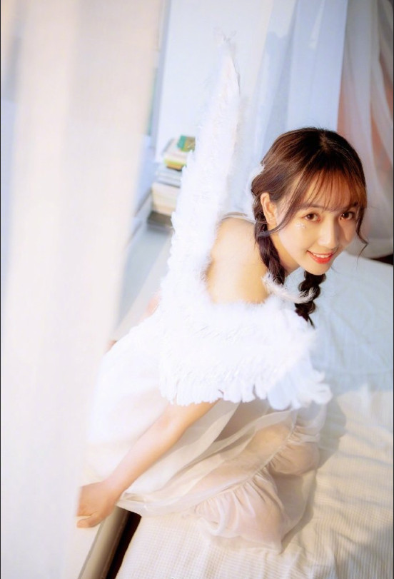 北电清纯校花美女鹿依luna写真美图