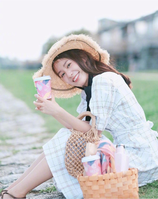 泰国美女Pimtha拍照姿势参考