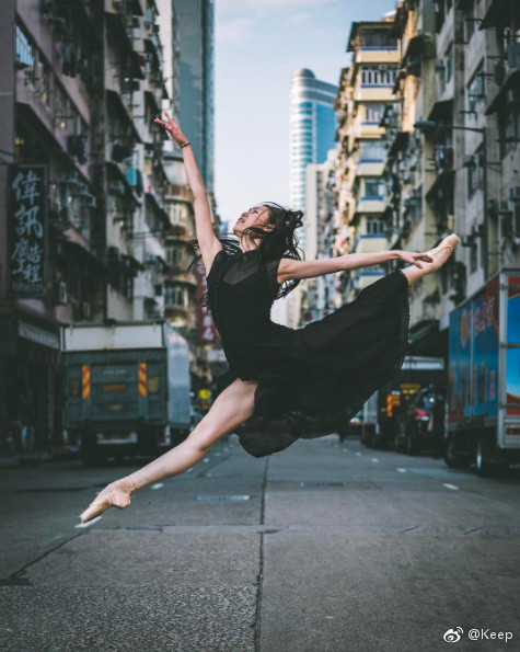 芭蕾舞图片_优雅美女芭蕾舞者