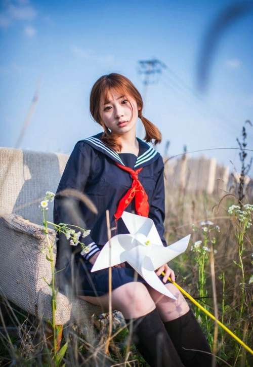 清纯美女jk学校制服写真