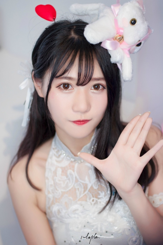 cosplay美女十音同学与兔子可爱图片