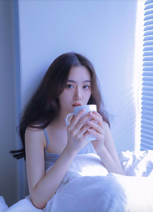 90后mm清纯美女图片