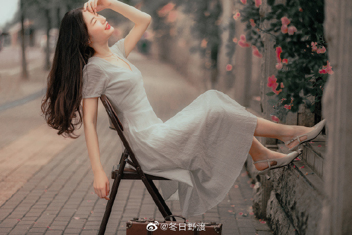 复古清纯美女照片图片