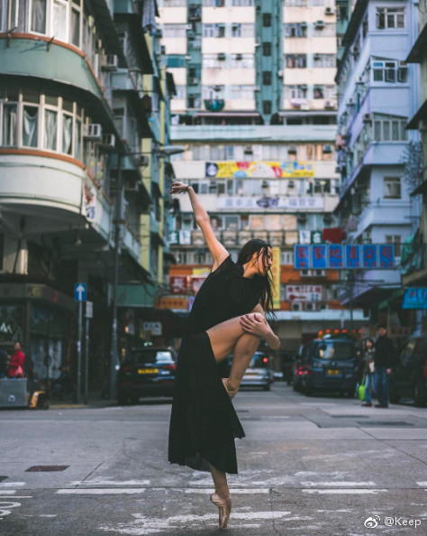 芭蕾舞图片_优雅美女芭蕾舞者