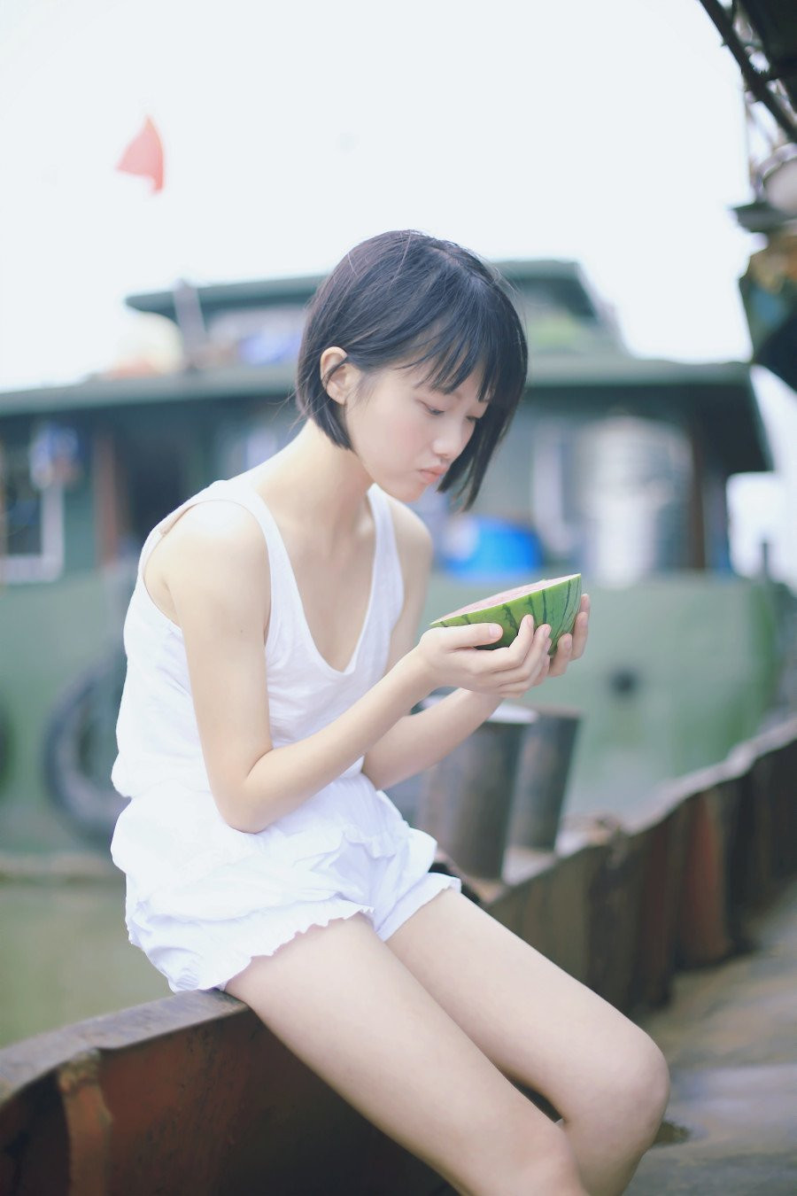 夏日清纯西瓜美女