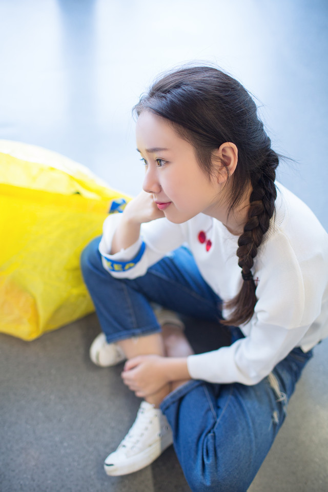 清纯玉女_清纯的00后小美女